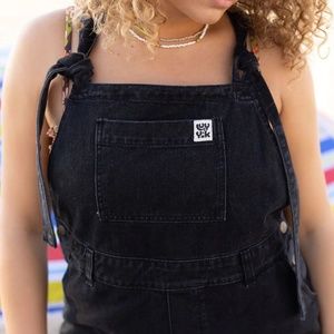 Lucy & Yak Size 6 Timmy Dungaree Shorts: ORGANIC DENIM - Washed Black